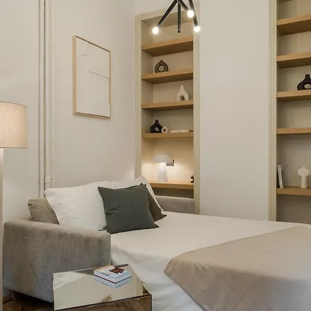 Casa Unica - Elegant With Balcony - Centrale 1