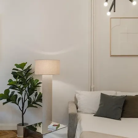 Casa Unica - Elegant With Balcony - Centrale 1 Lejlighed Milano