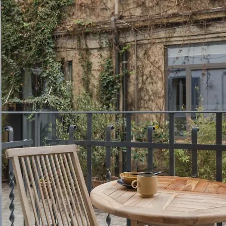 Casa Unica - Elegant With Balcony - 1 Apartment Milan