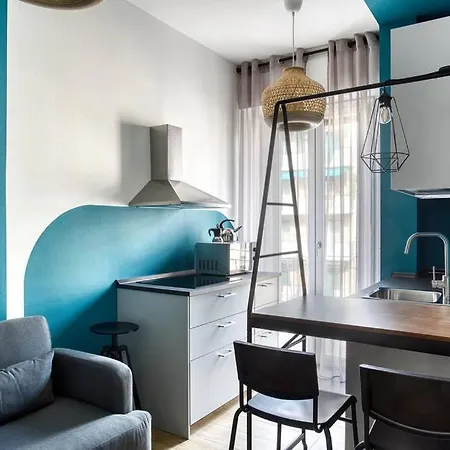 Altido Quirky Flat With Balcony