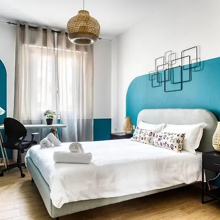 Apartment Altido Quirky Flat With Balcony