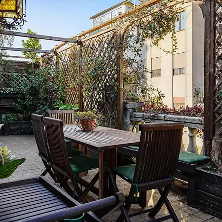 Duomo - Fontana Penthouse With Beautiful Terrace * Milán