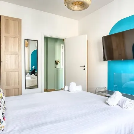 Apartment Altido Quirky Flat With Balcony *