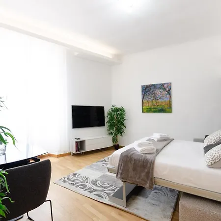Design - Spadolini, Campus Bocconi Apartment Milan