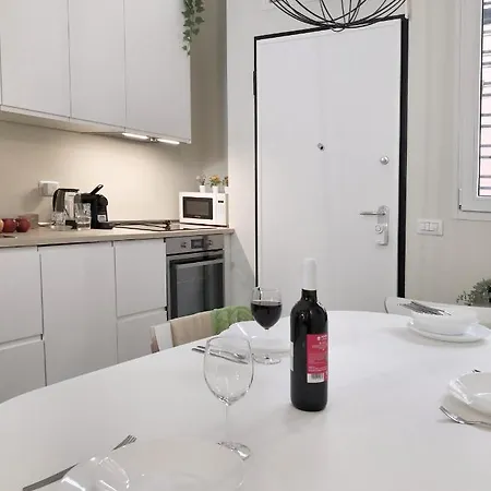 Luxury Near Niguarda Graziano39 Апартаменты *