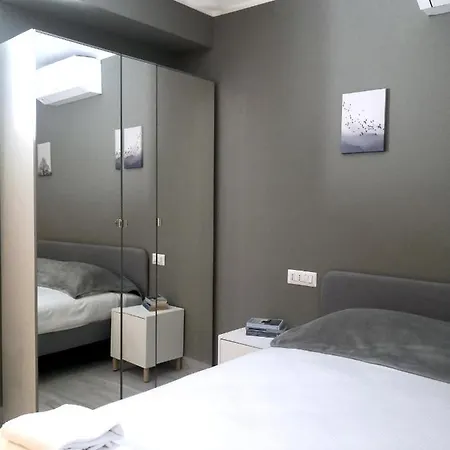 Luxury Near Niguarda Graziano39 *