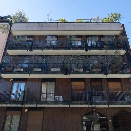 Апартаменты Elegante E Spazioso Quadrilocale In Porta Venezia *