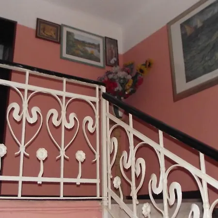 ميرانو فندق *