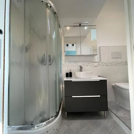 Cozy Studio In Porta Venezia Milan
