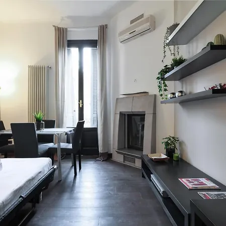 Elegant In Porta Romana - Tiraboschi