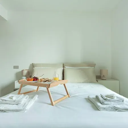 Duomo - Citylife Luxury With Free Garage And Gym * 밀라노