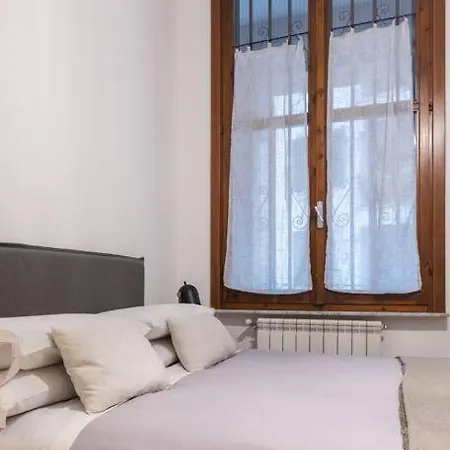 Sebenico Isola Distric A.c. Wifi Apartment Milan