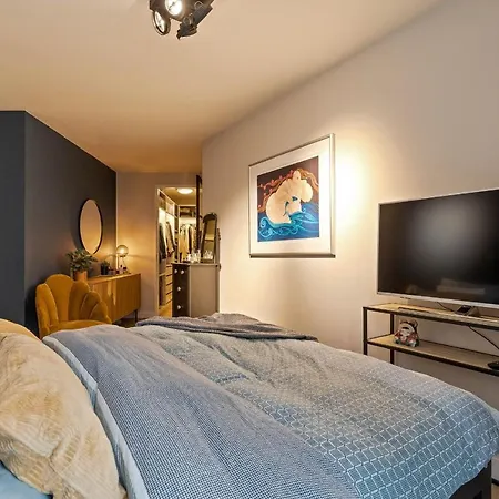 Apartment Luxury Central Close To Tourist Attractions *
