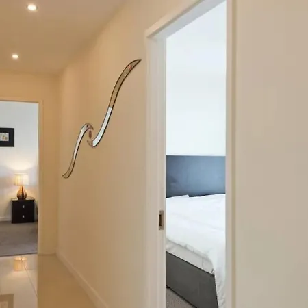Appartement Modern, Comfortable With 4 Bedrooms + Living Milan