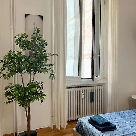 Splendido Bilocale A 4 Fermate Dal Duomo Милан