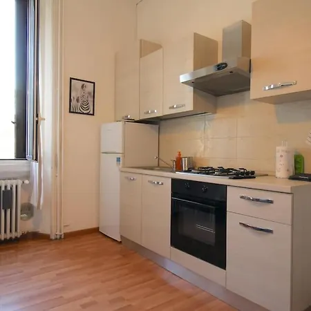 Splendido Bilocale A 4 Fermate Dal Duomo