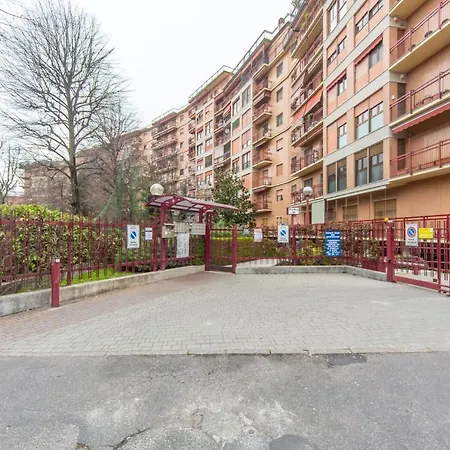 Easylife - - Bari 20 - Barona * Милан