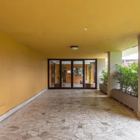 Easylife - Lussuoso Trilocale Con Balcone E Vasca Idromassaggio In Zona Barona *