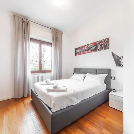 Easylife - Lussuoso Trilocale Con Balcone E Vasca Idromassaggio In Zona Barona * Milan