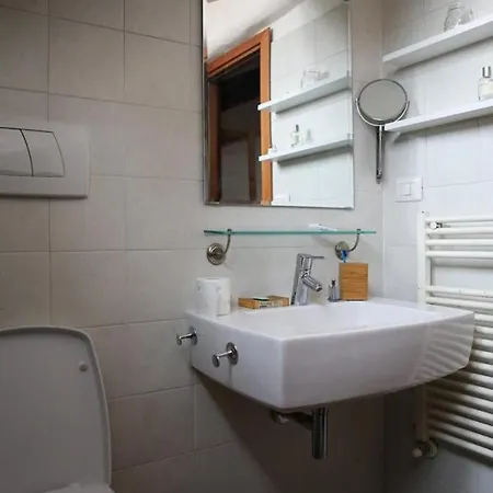 Apartment L'arche Comfort&relax - Yellow House Di Viale Certosa