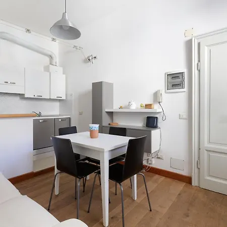 Apartamento Comfy Apt - Calvairate District *