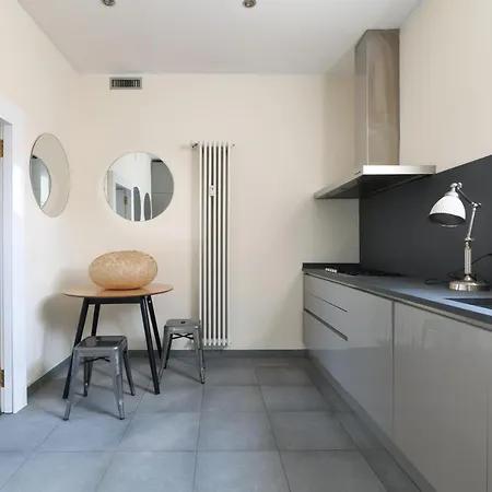 Lux Penthouse Palestro شقة *