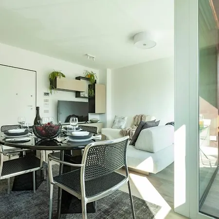 Duomo - Citylife Luxury With Free Garage And Gym 아파트