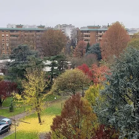 Franco Sansirohouse Rho Mi Fiera * Milano