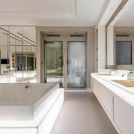 Incomparable Penthouse Huge Terrace Hébergement de vacances *