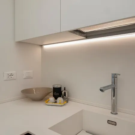 Luxury Near Arco Della Pace Guerrazzi 9 Milaan