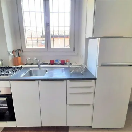 Accomodo Mim23 Monolocale Navigli * מילאנו