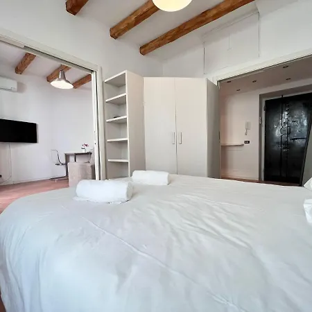 Apartamento Kibilu - Via Palazzi - Stazione - Corso Buenos Aires - Shopping Area *