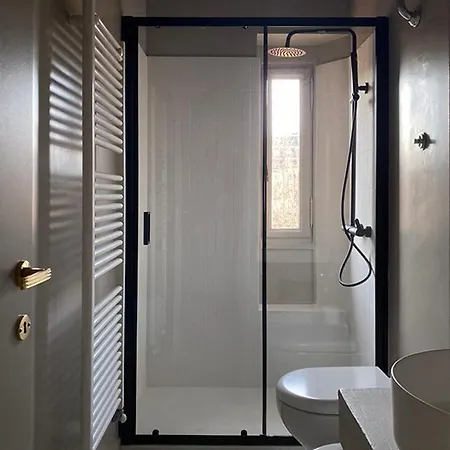 Bilocale Di Design Con Vista In Crocetta Quadronno * Mailand