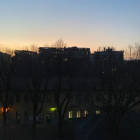 Bilocale Di Design Con Vista In Crocetta Quadronno Apartment Mailand