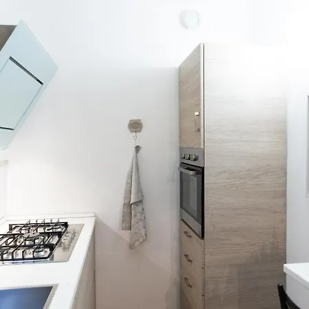 Apartment Sweet House Corso Genova Milan