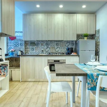 Caseospitali - Stone Flat Due Da Letto Vicino A Parco Trotter - Self Check-in E Privacy