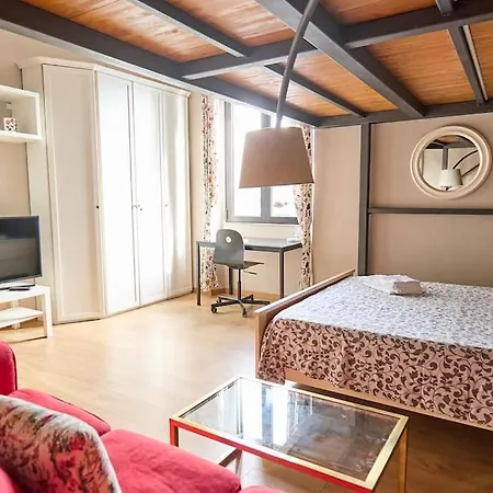 Apartmán Modern - Near Isola Distric And *