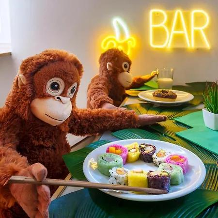 Insthouse - Let's Chill It! *