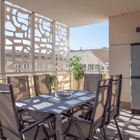 Luxury Near Linate Quintiliano 7 *