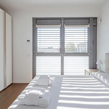 Luxury Near Linate Quintiliano 7 Apartment Milan