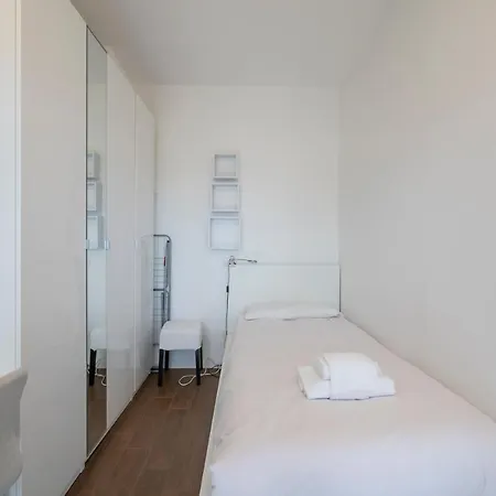 Luxury Near Linate Quintiliano 7 Milan