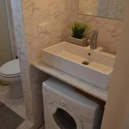 Lägenhet Il Gioiellino Di Ripamonti