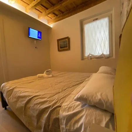 30 San Gottardo House Milan