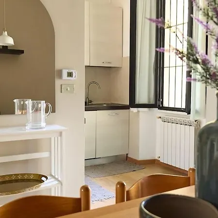 דירה Modern - Near Isola Distric And