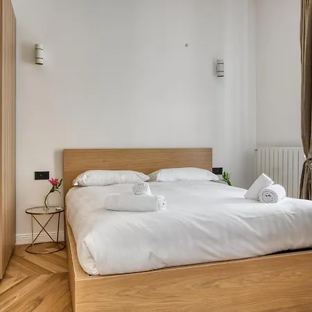 Lägenhet Joivy Stunning Flat With Balcony Milano