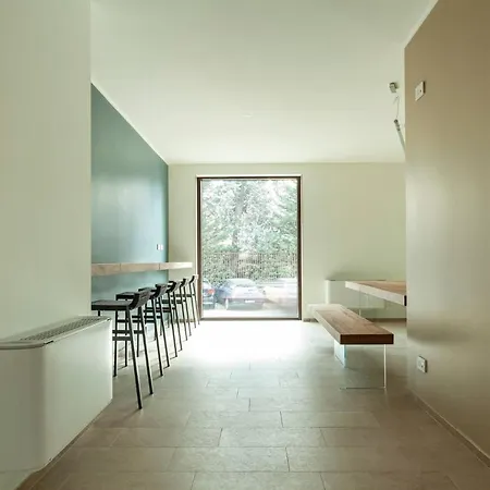Duomo - Citylife Luxury With Free Garage And Gym 아파트 밀라노