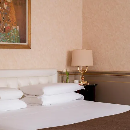 Hotel Romana