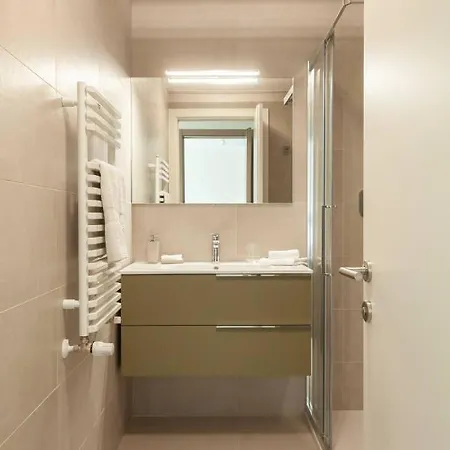 Duomo - Citylife Luxury With Free Garage And Gym 밀라노