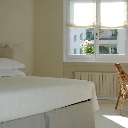 Bed&cafe 3* Mediolan