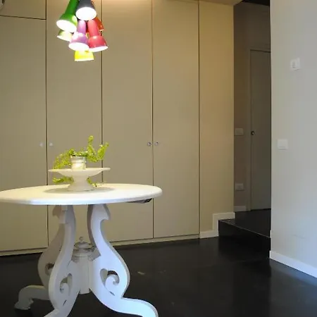 Bed&cafe فندق مبيت وإفطار ميلان